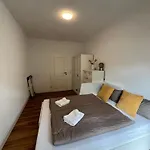 Family, Friends&business I Zentrumsnah L Ruhig I Waschmaschine I Balkon Apartment